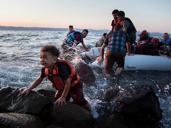 シリア難民の様子©UNHCRAndrew McConnell - コピー